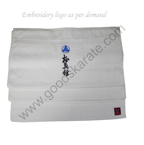 KAN EMBROIDED TOWELS
